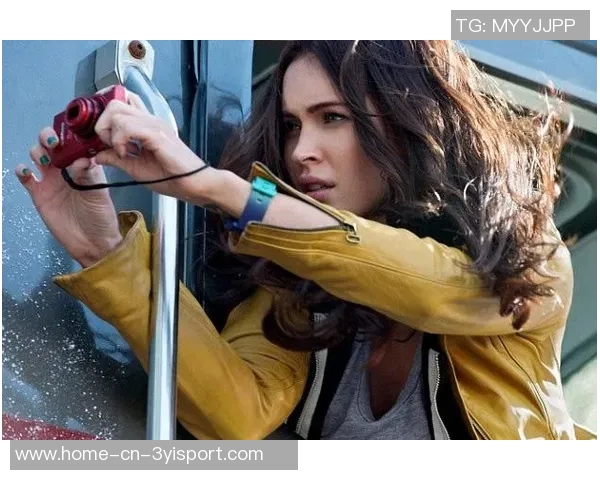 福克斯幸福生活照曝光妻子美丽动人儿女聪明可爱展现完美家庭生活 福克斯幸福生活照曝光妻子美丽动人儿女聪明可爱展现完美家庭生活