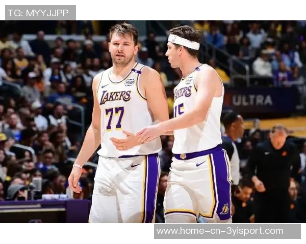 拉拉维亚谈与东契奇搭档感受：他让我在比赛中更加轻松自如