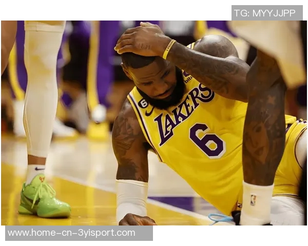 詹姆斯回应判罚争议称对比赛节奏无影响引发热议