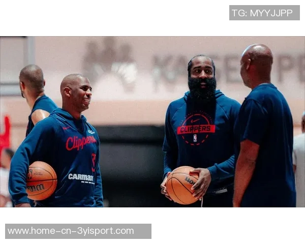 保罗与卢及助教范甘迪争执内幕揭示球队团结的重要性